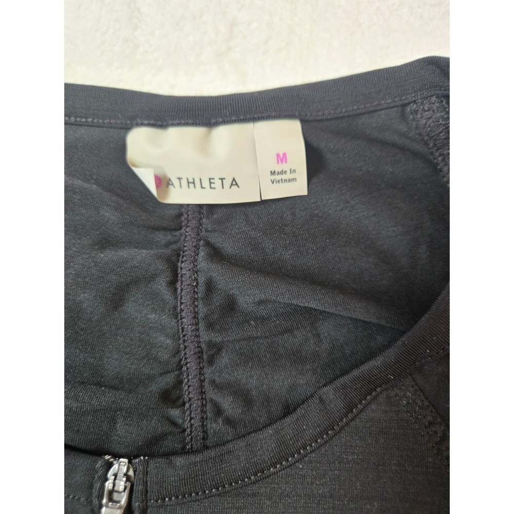 Athleta Womens Black Half Zip Long Sleeve Ruched Back Thumbhole Top Medium Layer - Picture 2 of 6
